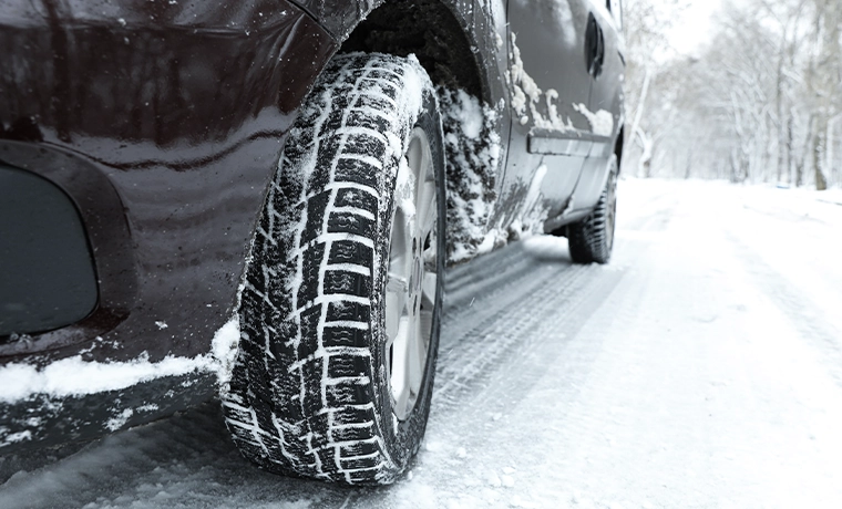 Winter tire with a snowflake